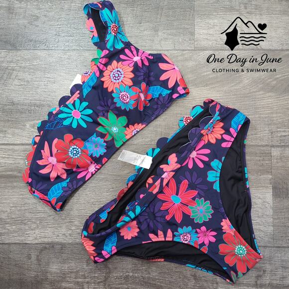 Cupshe One Shoulder Scallop Edge Bikini Swimsuit Size L - Picture 3 of 6